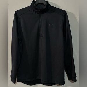 Under Armour Loose Fit Cold Gear
1/4 Zip Pullover
